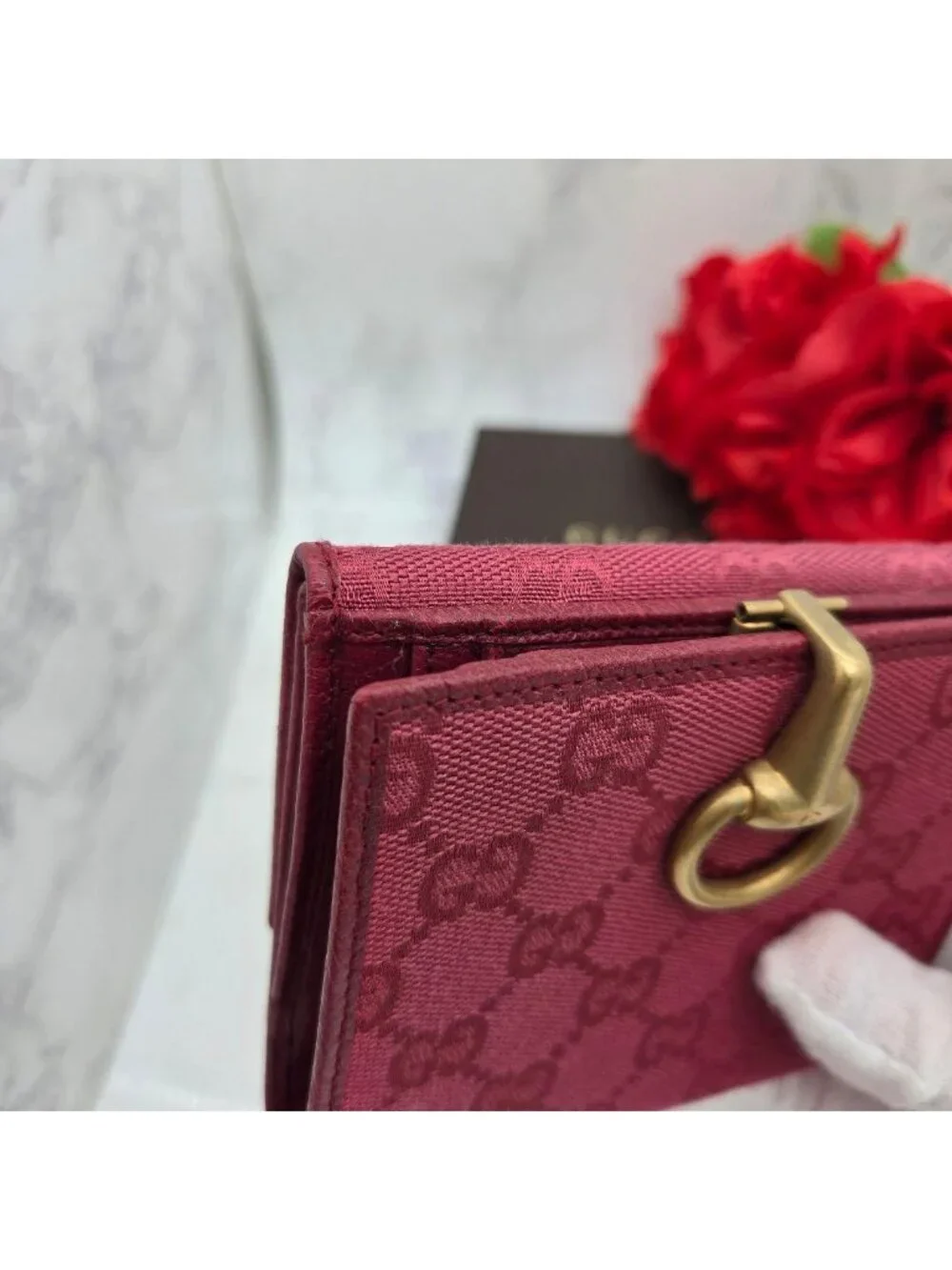 Gucci Fold Wallet GG Canvas Pink